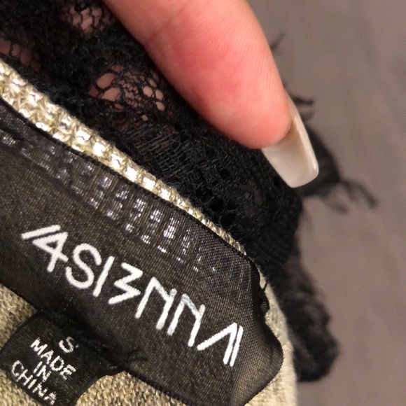 Shimmer Lace Bodysuit - Picture 5 of 5